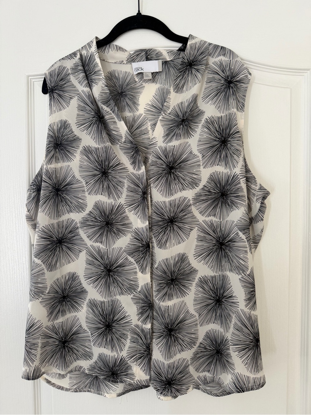 Abstract Print Button Front Top
